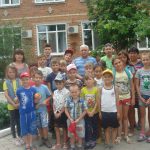 В летнем оздоровительном лагере при ГАУ СО КЦСОН Пугачевского района прошла встреча двух поколений