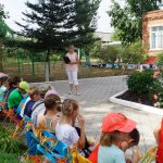 Волонтер-фотограф заинтересовала детей новым видом искусства