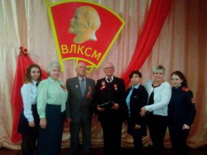 Волонтеры ГАУ СО КЦСОН Пугачевского района побывали на торжественном мероприятии, посвященном 100-летнему юбилею образования ВЛКСМ