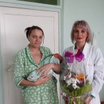 Специалисты КЦСОН Пугачевского района провели традиционную акцию «Поздравление с новорожденным»