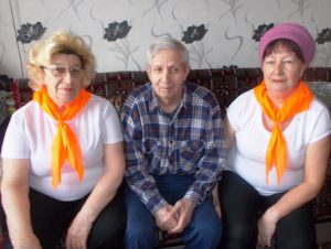 Пугачевские волонтеры провели акцию «Праздник в каждый дом»