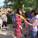 Специалисты центра провели квест-игру для детей с родителей