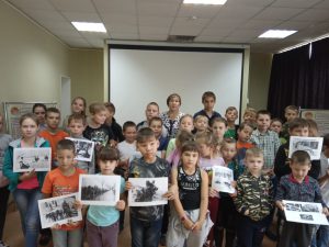 Исторический час для детей из летнего лагеря