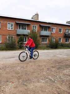 Сотрудники КЦСОН Пугачевского района стали участниками Всероссийской акции «На работу на велосипеде»
