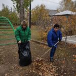 Специалисты КЦСОН Пугачевского района вышли на традиционный субботник