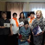 «Серебряные» волонтеры ГАУ СО КЦСОН Пугачевского района поздравили 95-летнего юбиляра