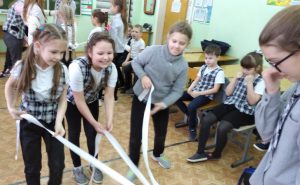 Юные волонтеры КЦСОН Пугачевского района познакомили малышей с традициями Васильева дня