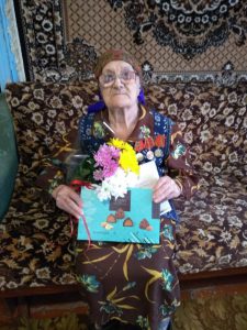 Труженица тыла из Пугачевского района Абубикерова Хания Мубиновна отметила 90-летний юбилей