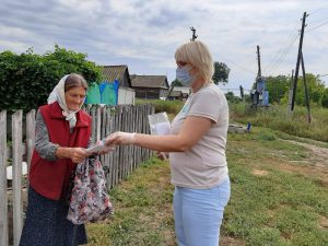 Специалисты КЦСОН Пугачевского района провели очередную плановую разъяснительную работу с населением