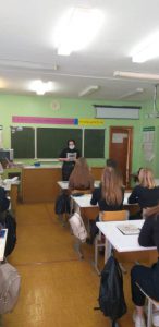 Представители КЦСОН Пугачевского района проводят профилактическую работу с несовершеннолетними