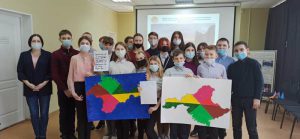 В КЦСОН Пугачевского района прошла квест-игра «Россия и Крым: прошлое и настоящее»