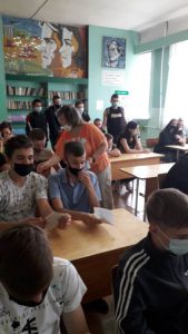 Сотрудники КЦСОН Пугачевского района призвали студентов лицея к стремлению вести здоровый образ жизни