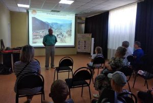 Ветераны общественной организации познакомились с детьми, состоящими на обслуживании в КЦСОН Пугачевского района