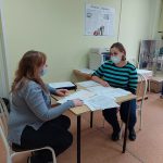 Несовершеннолетние и их родители получили помощь на базе КЦСОН Пугачевского района в День правовой помощи