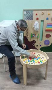 В ГАУ СО КЦСОН Пугачевского района продолжаются занятия в комнате психологической разгрузки