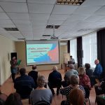 В ГАУ СО КЦСОН Пугачевского района поздравили мужчин с праздником