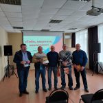 В ГАУ СО КЦСОН Пугачевского района поздравили мужчин с праздником
