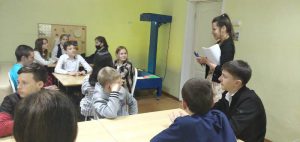 Пугачевские школьники познакомились с учреждением соцобслуживания