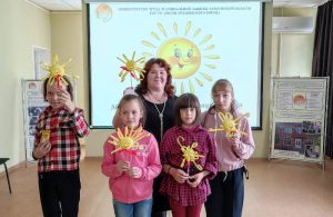 В КЦСОН Пугачевского района фантазии детей воплотились в яркие сувениры