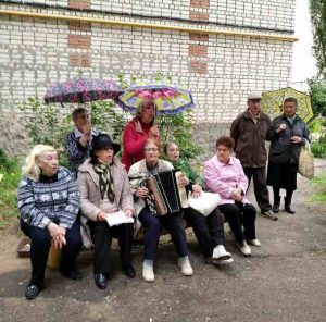 Клуб «Старость в радость» отметил Международный день соседей