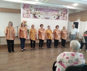 Клуб «Старость в радость» ГАУ СО КЦСОН Пугачёвского района познакомился с энгельсскими пенсионерами