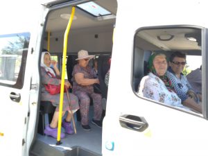 Группа пожилых жителей села Красная Речка посетила Свято-Никольский женский монастырь
