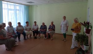 Первое занятие в «Школе памяти» при ГАУ КЦСОН Пугачевского района состоялось сегодня, 28 июля