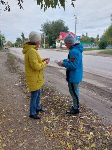 Сотрудники КЦСОН Пугачевского района рассказали жителям города о разрушительном воздействии спайсов на организм человека