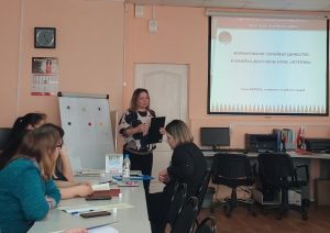 Специалист центра социального обслуживания поделились опытом работы на заседании областного семинара